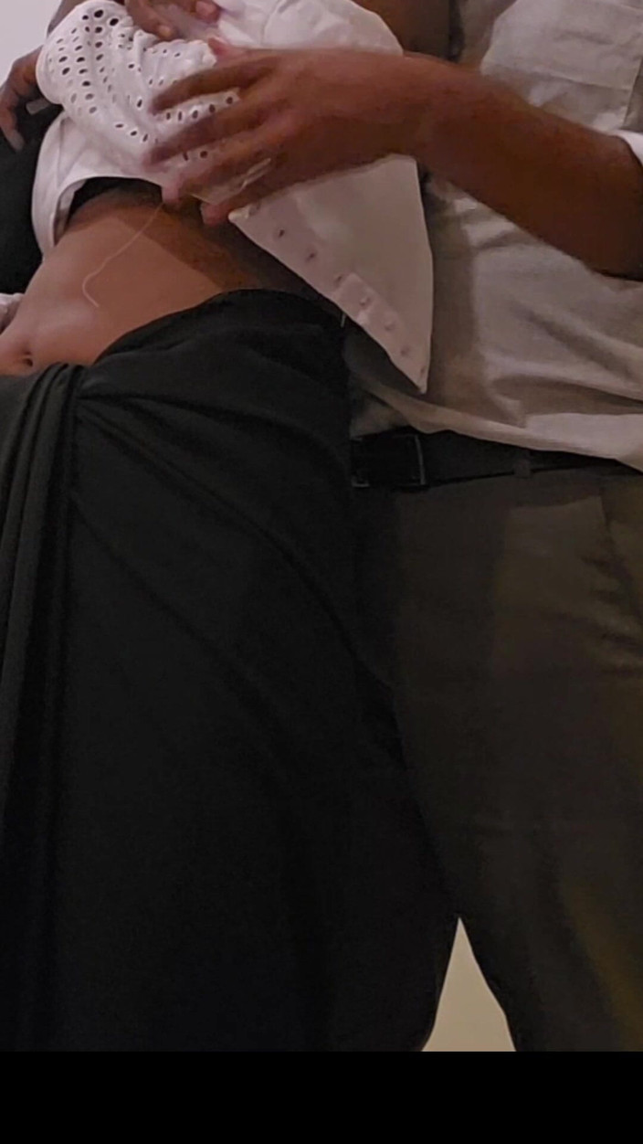 SafeRosebush8: La vidéo de sexe d’un couple viral devient virale en...