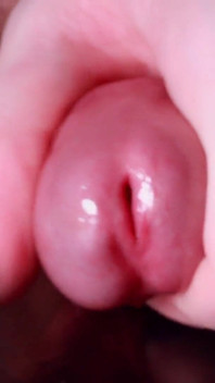Extreme Closeup Cumming