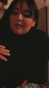 Üvey kızımın erkek arkadaşı beni çok tahrik ediyor!