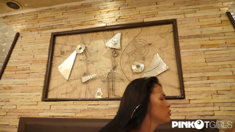 Pinko TGirls: Vizita doctorului. Terapie fără prezervativ!