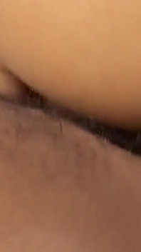 饥渴的金发熟女淫娃的阴户被厚厚的鸡巴抽插 - 中出