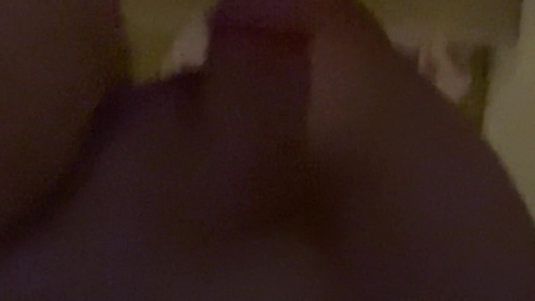 Frequentmasturbation: 妻の反応を見るために裸で入ってきました