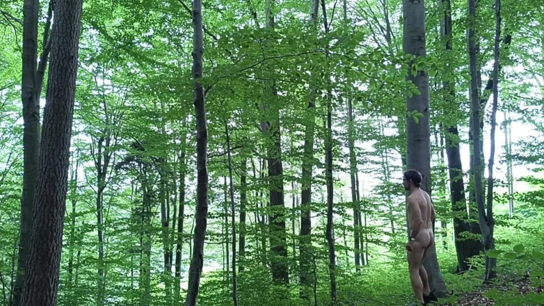 kickerscooter: Back at the Scene Rough Forest Fap with Massive