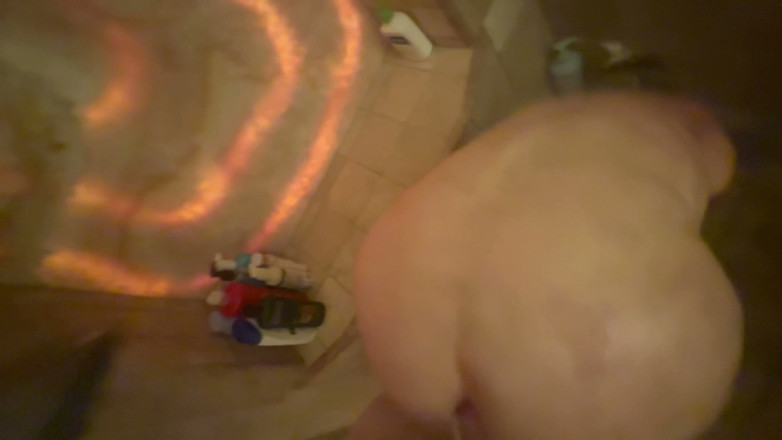 Master D: Granny Anal N Shower