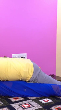 18-jarig meisje neemt doktersgoedkeuring vóór seks! Desi webserie seks