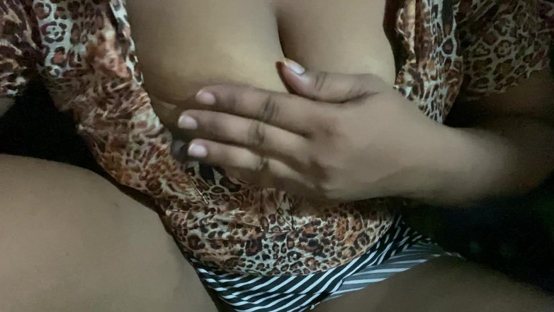 Angoori: 인도 인도 마을 소녀 Nagma 보지 핑거링