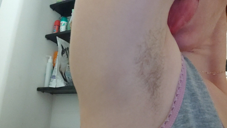 Risky Hairy Couple: Lízání chlupatých podpaží a mléčné kozy