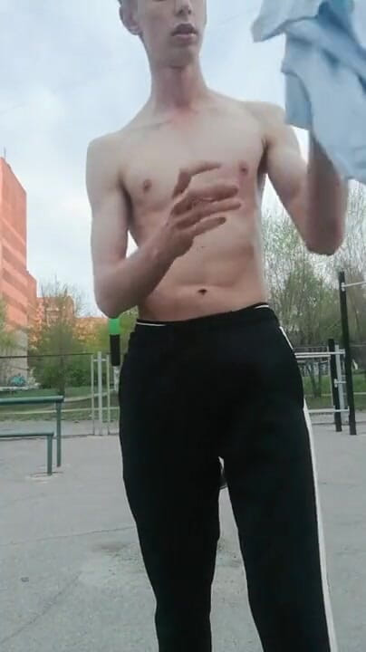 Dick Boys Studio: Sexy honění na sportovním hřišti