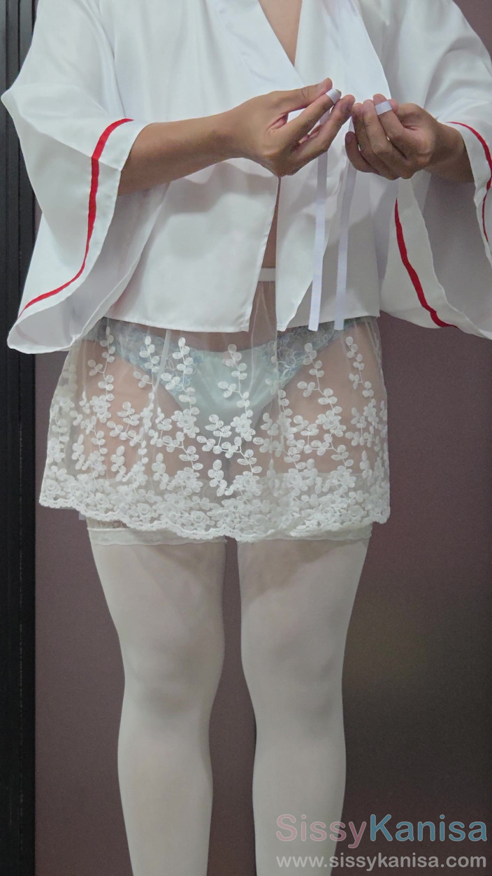 SissyKanisa: Sissy kanisa váy ngắn miko cosplay ep1: mặc quần áo