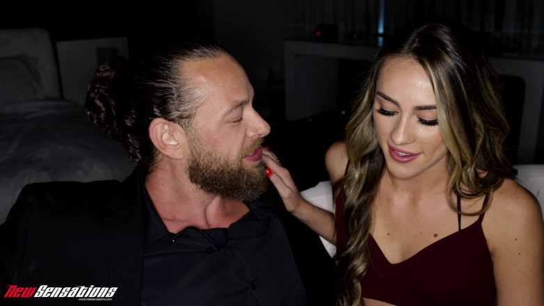 HotwifeXXX: Verheiratete mackenzie behält es zum ehemann