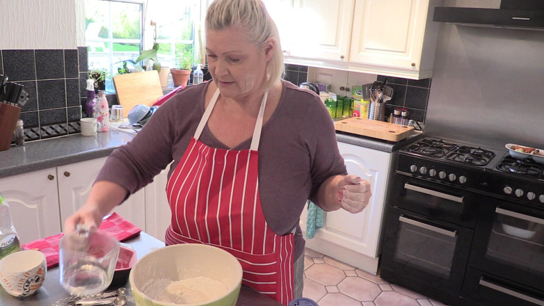 Lacey Starr productions: Striptizci baker solo