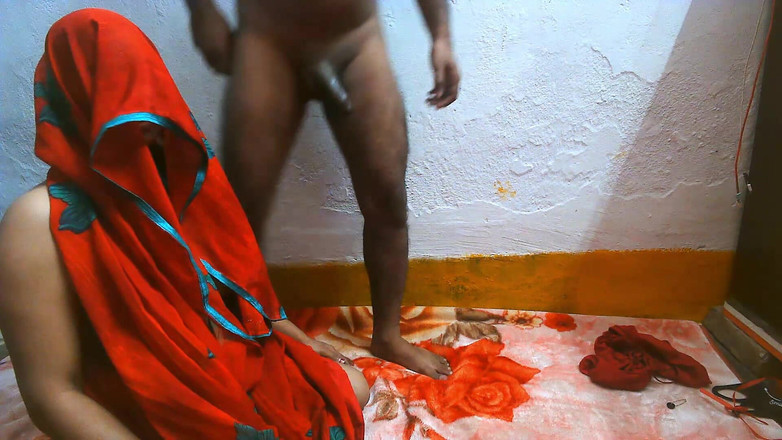 Busty Banuu: Delhi la cognata arrapata viene scopata di notte da un...