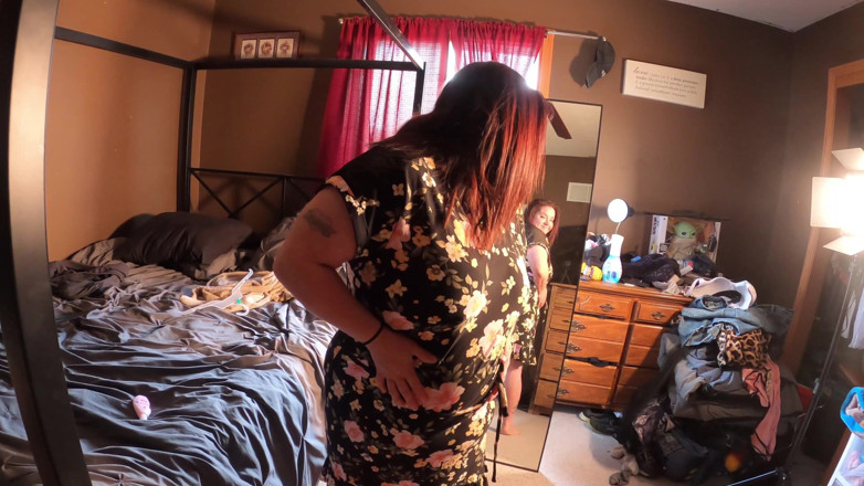 SexyNEBBW: Sexy BBW trying on dresses