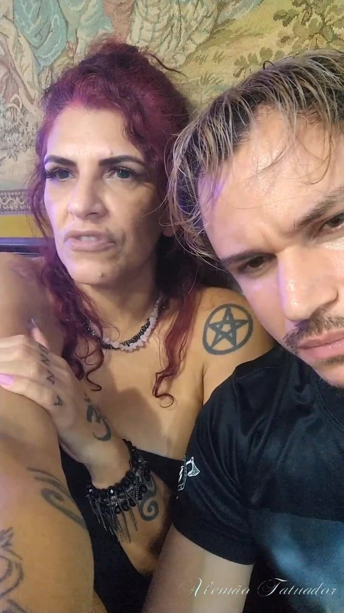 Amador: Tysk tatuerare och Melissa utsvävare bakom scenen