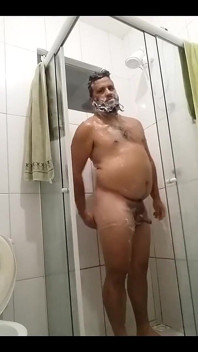 Tam duş. Tam vücut.