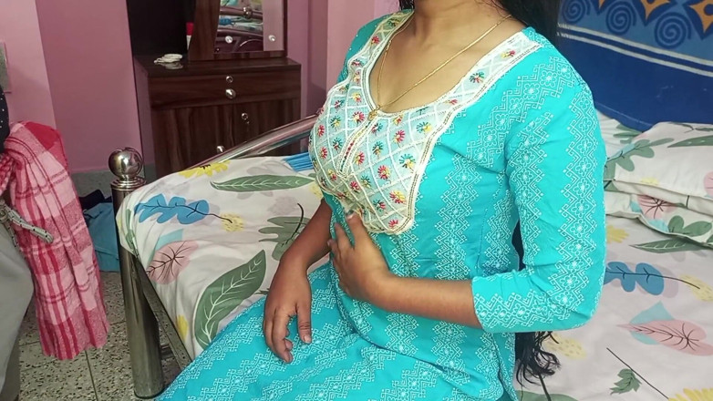 DesiSexCreator: Desi Indische pornovideo - echte Desi-seksvideo's van Nokar Malkin en hardcore-seks