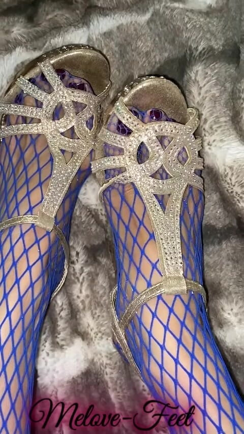 Naelor: Подборка чулок-сеток на высоких каблуках Melove