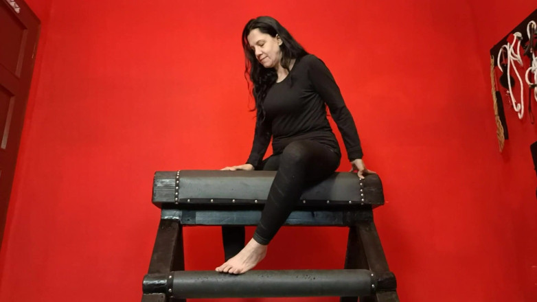 Bergami Melissa: Padronadomination: Useless Cuckold You Jerk off and Your Wife Gets...
