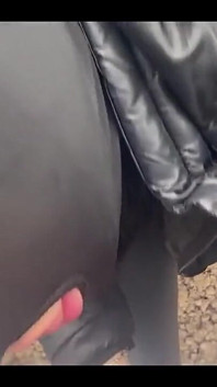 屋外オーラルセックス