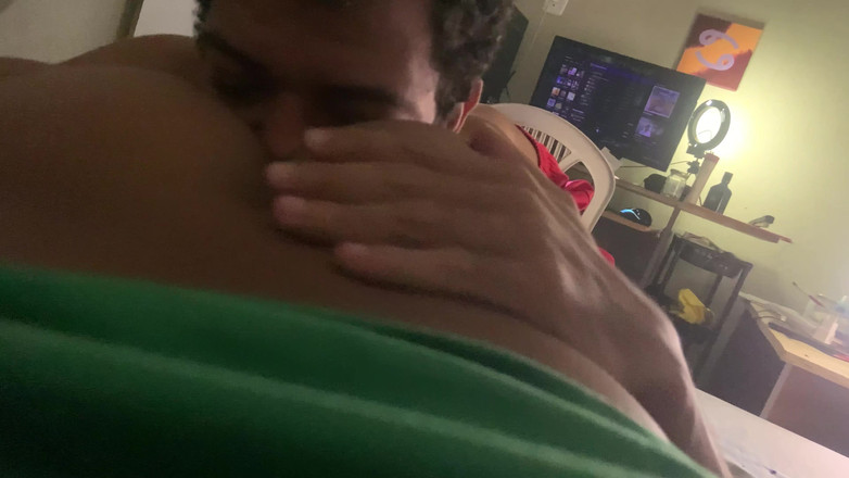 Couple 2 Black: Video 0408 che sta passando un sacco di fatica, amici.