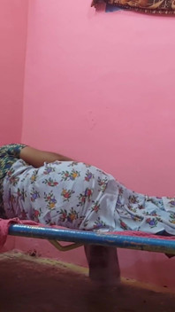 Madrasta trouxe comida para comer enteado que eu a peguei e fiz sexo com ela