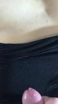 Handjob sensual. Crot di toket. pov