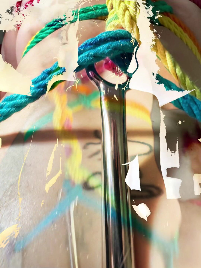 Suzy Wylde: Suzy Wylde sukakan Shibari &amp; tekak