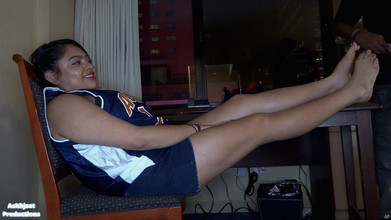 Askhjset Productions: Sportieve latina krijgt haar voeten aanbeden en geneukt na het...