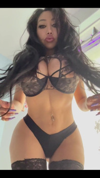 It’s Hump Day Wednesday Send Me a Treat