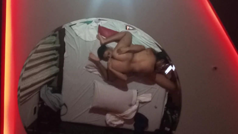 AngyAmazon: 69ing z moim młodym sąsiadem, zanim desperacko go ujeżdża