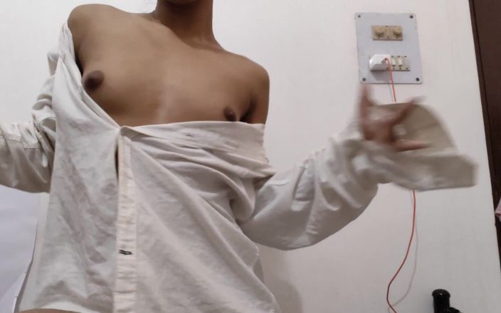 desigirl93: インドのホットBhabhi Ne Chut Me手マンKrke Pani Nikala