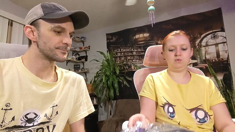 Sin Spice by Sophia Sinclair and Jasper Spice: Seznam Přání Dárků 9 - Červený Korzet a Černé Vinylové Šaty Se Svlékněte a Masturbujte