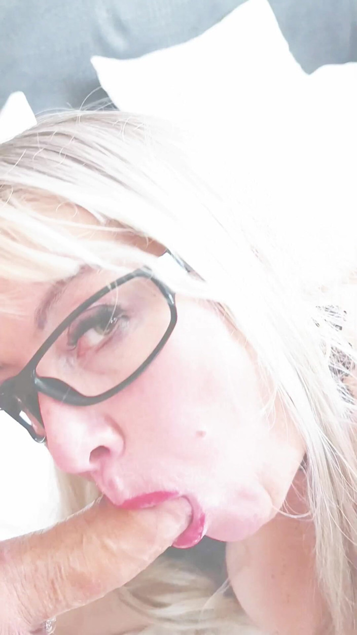 MollyJoy: Con Piacere)