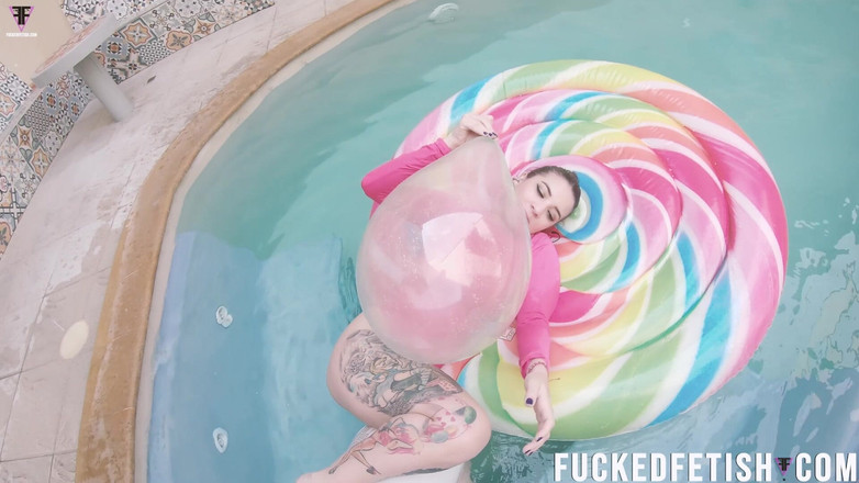 Fucked fetish: HD B2p 24 tum genomskinliga ballonger pool uppblåsbar rolig dag