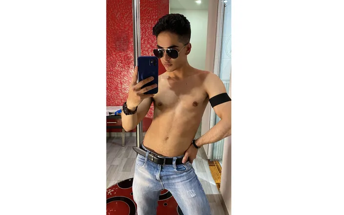 aodaboy: Your Favorite Dominant
