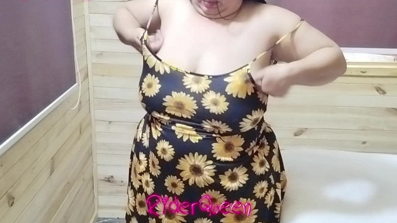 Riderqueen: Riderqueen solo para ti, video para fanáticos.