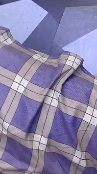 Camera Man melompat ke dalam 2 lesbian