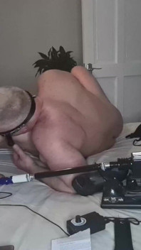 Ich lecke den arsch einer heißen MILF und denke darüber nach, sie mit einem anderen typen zu teilen