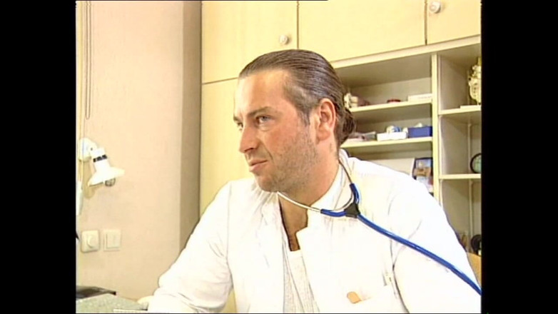 Deutschland porn: Dia pergi ke doktor untuk pemeriksaan tetapi apa yang dia...