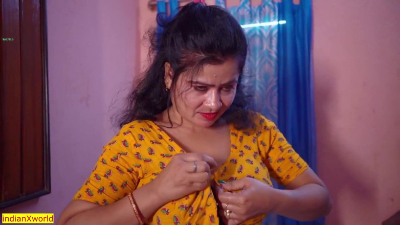 Indian Xshot: Sex în satul indian bhabhi! Futai cu pizdă strâmtă