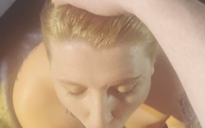 Jess Batty: Jess batty pOV-blowjob