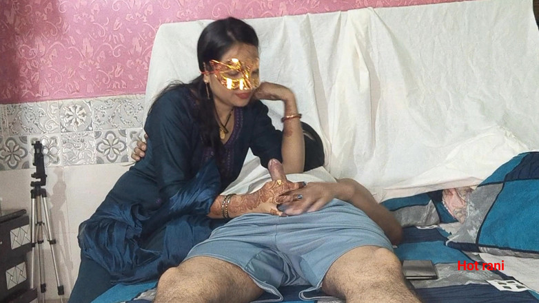 piryaprajapati: Desi Čerstvě vdaná Bhabhi hardcore šukání v sexy obleku s Devarem