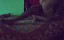 Housewife 69: Aldatan Hintli evli kadın eski sevgilisiyle seks yapıyor ve video...