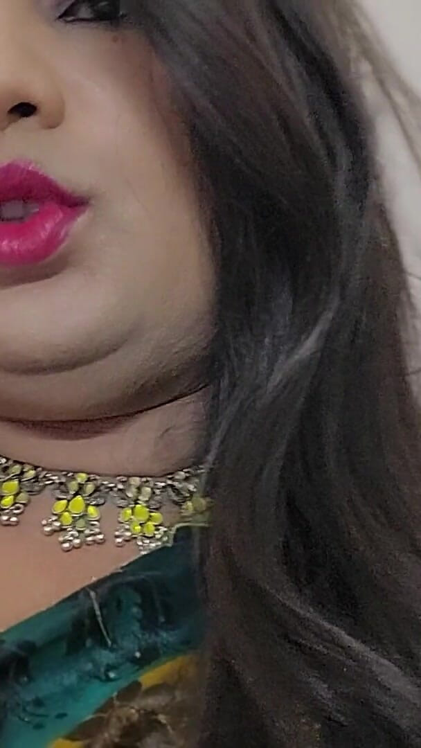 Me in Gree Part 1 Love Green Saree Book Your Show Today (Sissychubb)