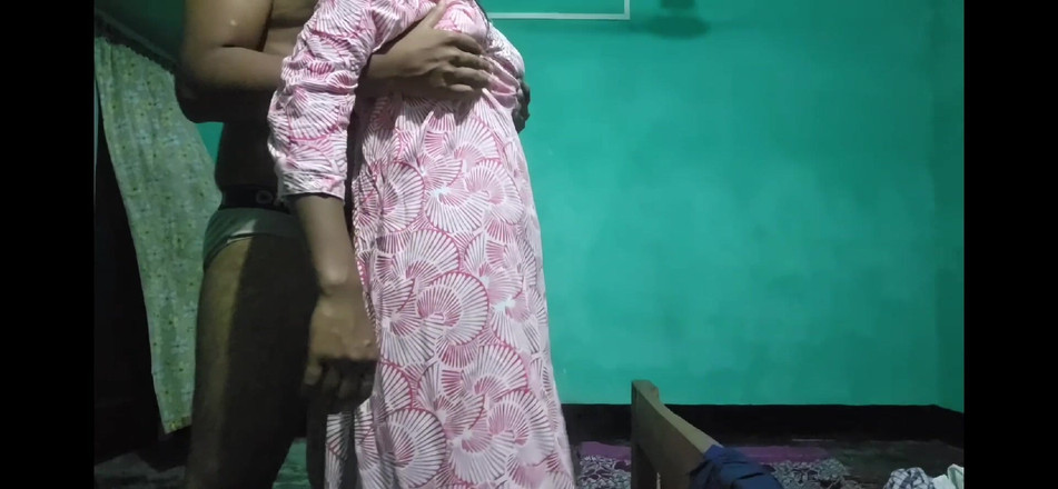 SafeRosebush8: Sex with My New Girlfriend