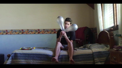 Floatie Boy: バルーンクラスターを作る