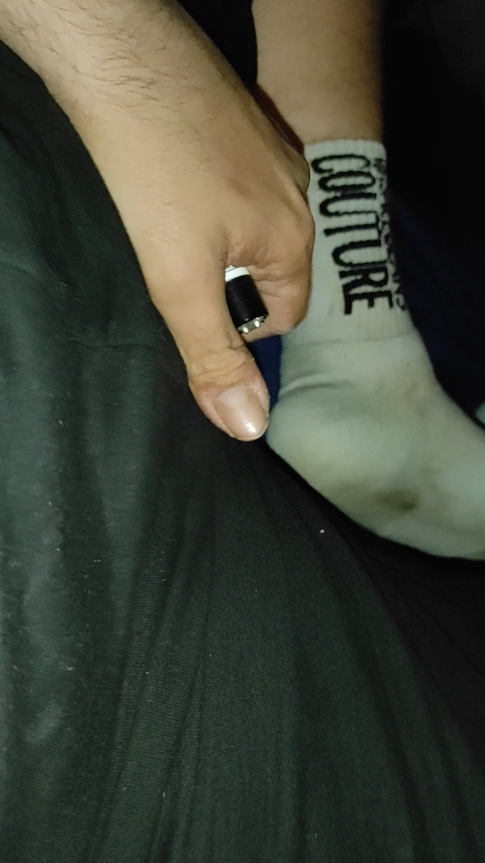 SmokedAlloy2: Dirty Junkbro (dj-bro) nadržená v ložnici