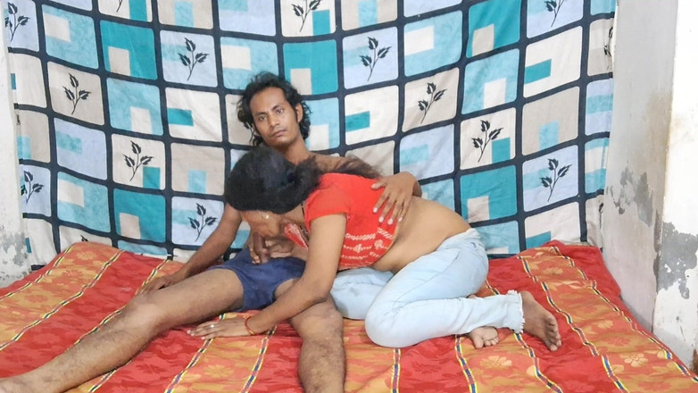 Desi Bhabhi Neha: Amadora indiana esposa Neha Bhabhi real caseiro romântico sexo com...