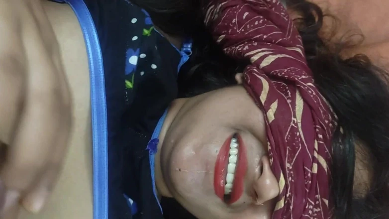 Sex bird: Muslim Girl with Boss