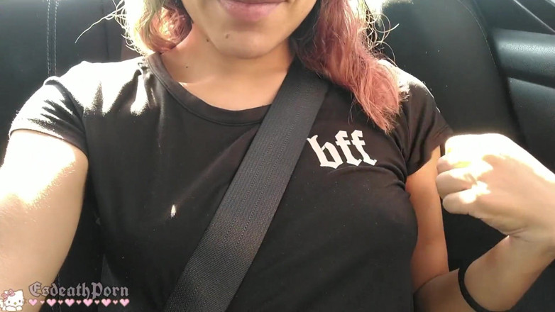 Esdeath: Entrei no Uber de calcinha e o motorista me espionou -...